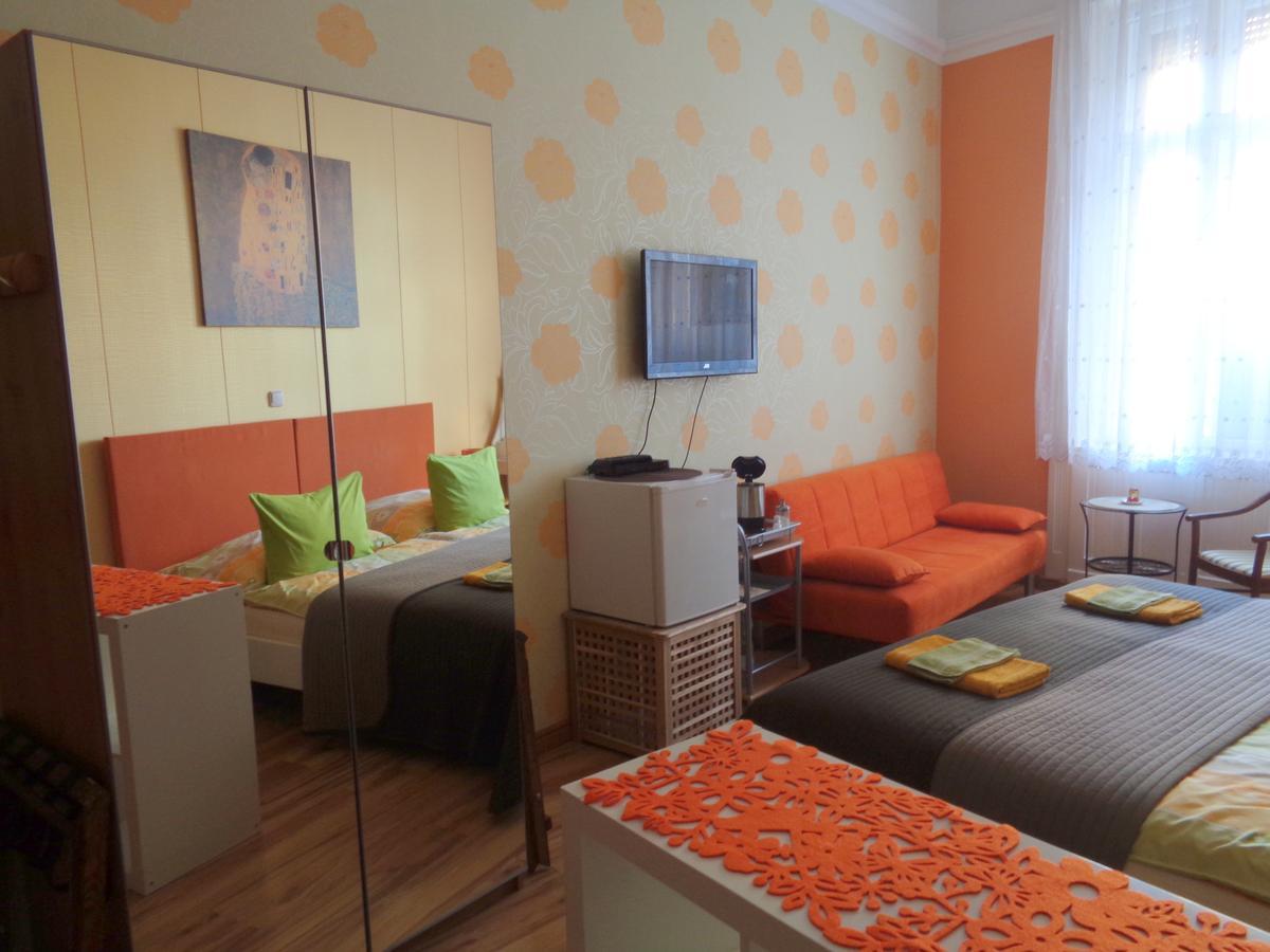 Budapest Guestrooms Exterior photo